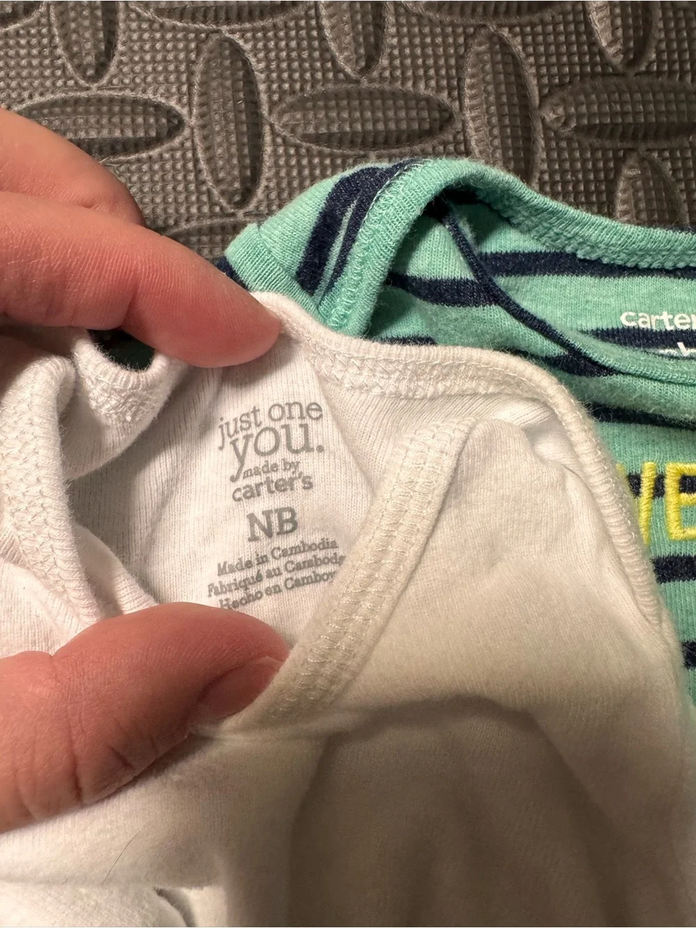 Mixed Newborn Onesies - used - newborn